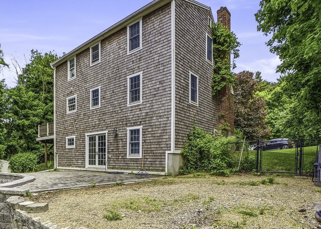 Franklin, Massachusetts, 02038, United States, 3 Bedrooms Bedrooms, ,Residential,For Sale,2048038