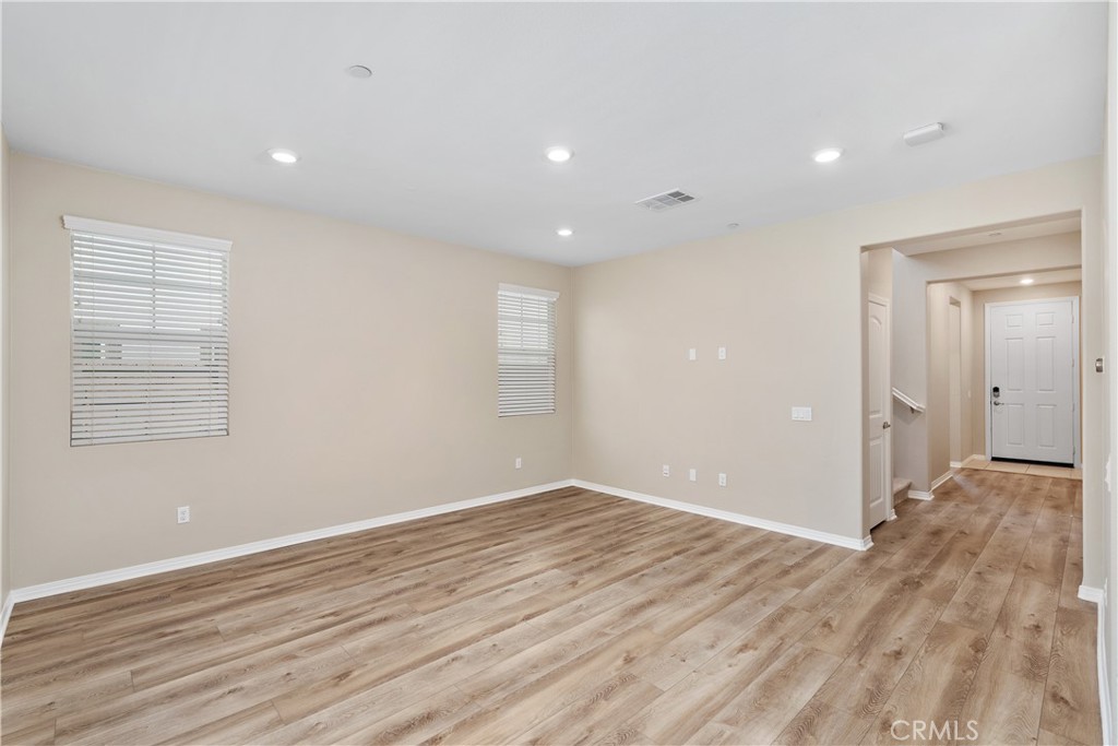 Valencia, California, 91354, United States, 4 Bedrooms Bedrooms, ,3 BathroomsBathrooms,Residential,For Sale,2001719