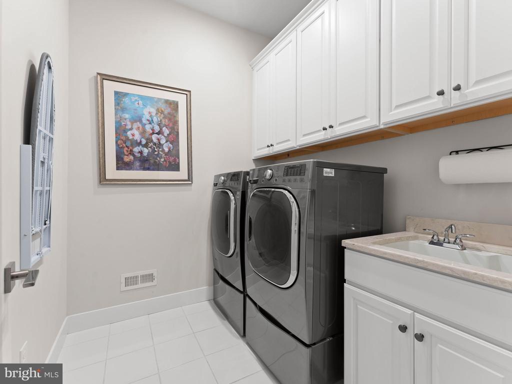 Ambler, Pennsylvania, 19002, United States, 3 Bedrooms Bedrooms, ,5 BathroomsBathrooms,Residential,For Sale,2003122