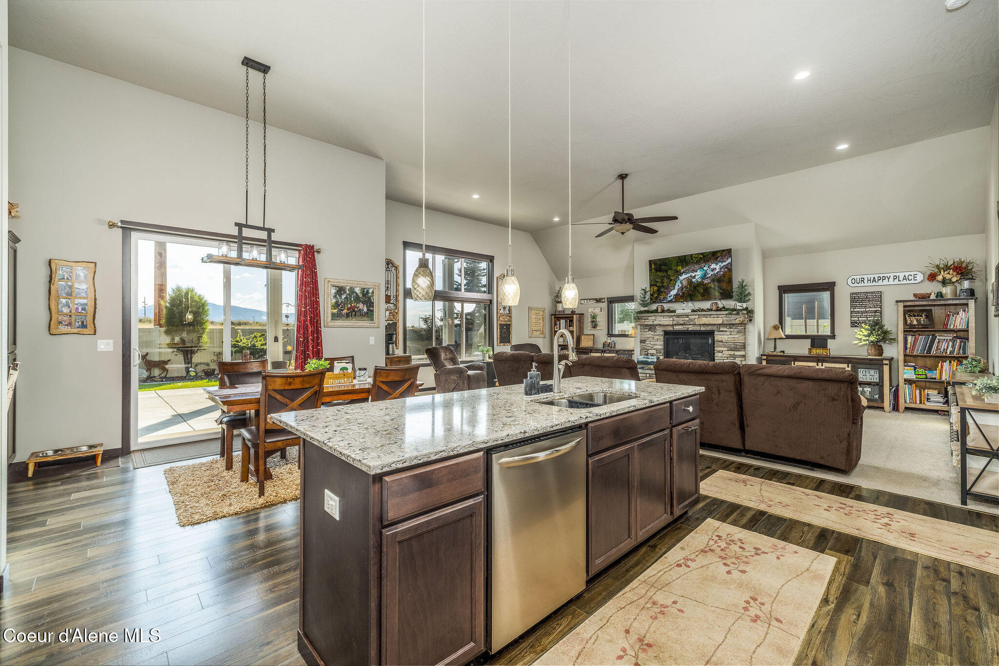 Coeur D'alene, Idaho, 83815, United States, 3 Bedrooms Bedrooms, ,1 BathroomBathrooms,Residential,For Sale,1927232