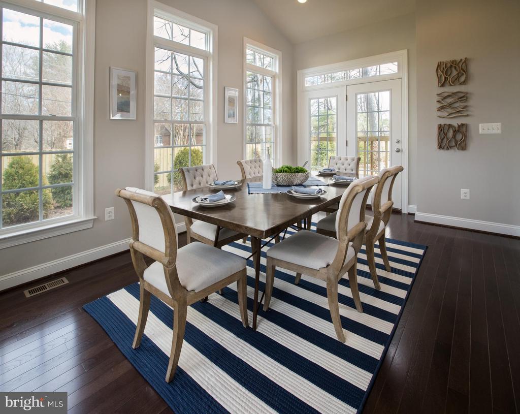 4627 Fairfax Manor Court, Chantilly, Virginia, 20151, United States, 4 Bedrooms Bedrooms, ,6 BathroomsBathrooms,Residential,For Sale,4627 Fairfax Manor Court,1430210