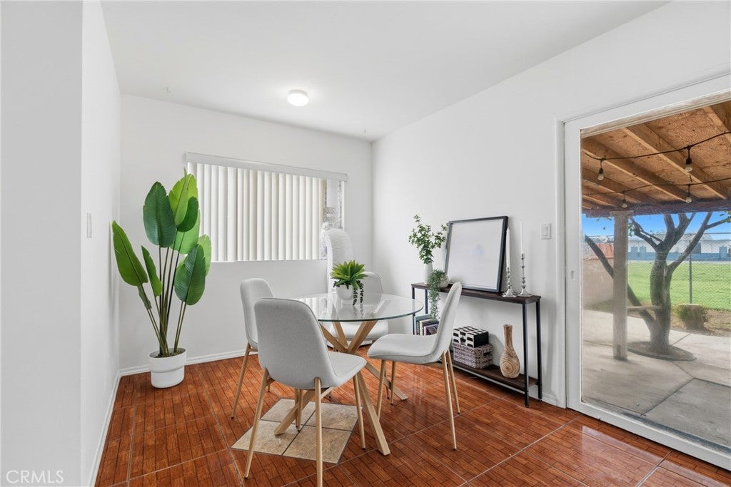 Pomona, California, 91768, United States, 3 Bedrooms Bedrooms, ,1 BathroomBathrooms,Residential,For Sale,1987076