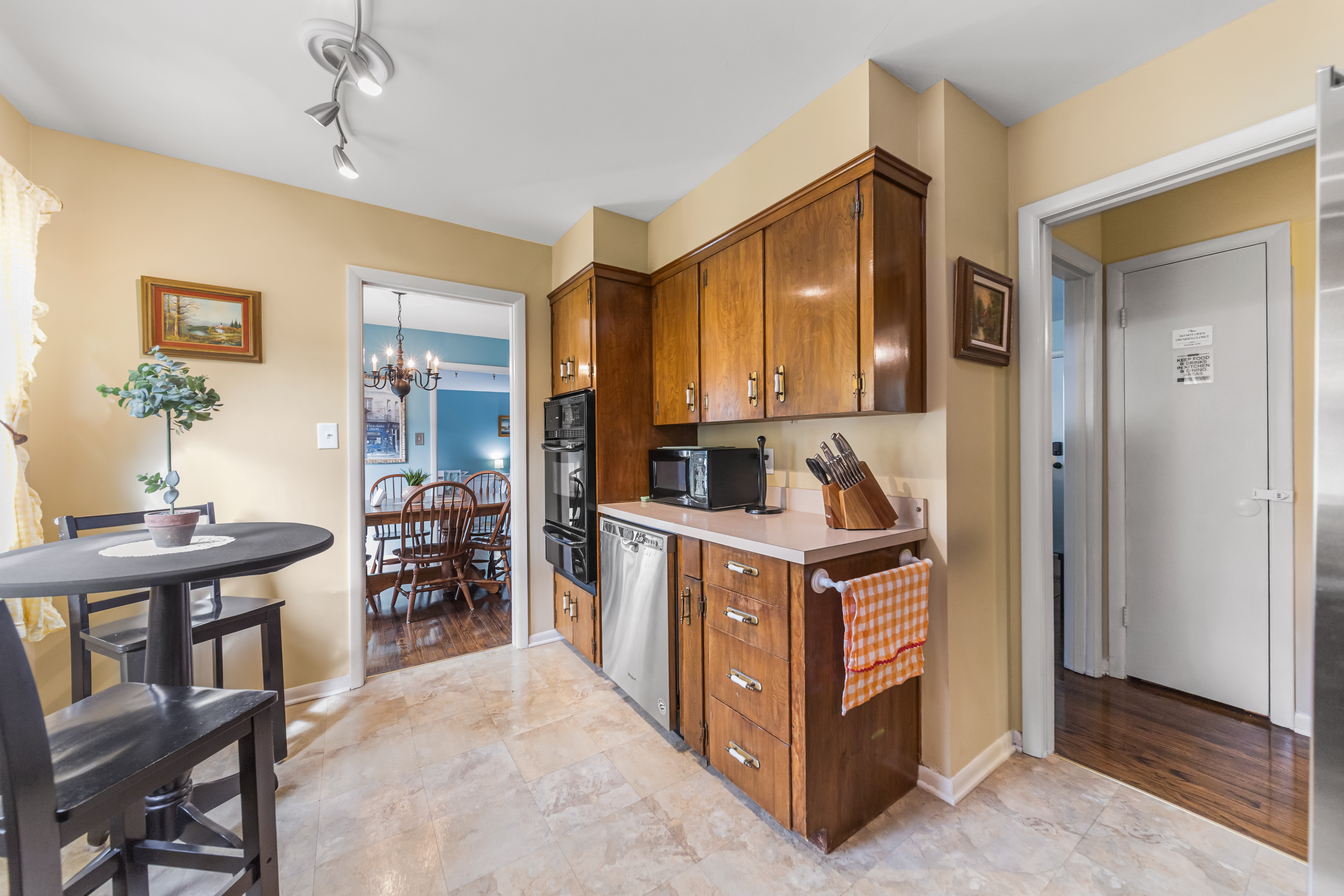  9702 Eby Street, Overland Park, KS 66212 - 物件實景