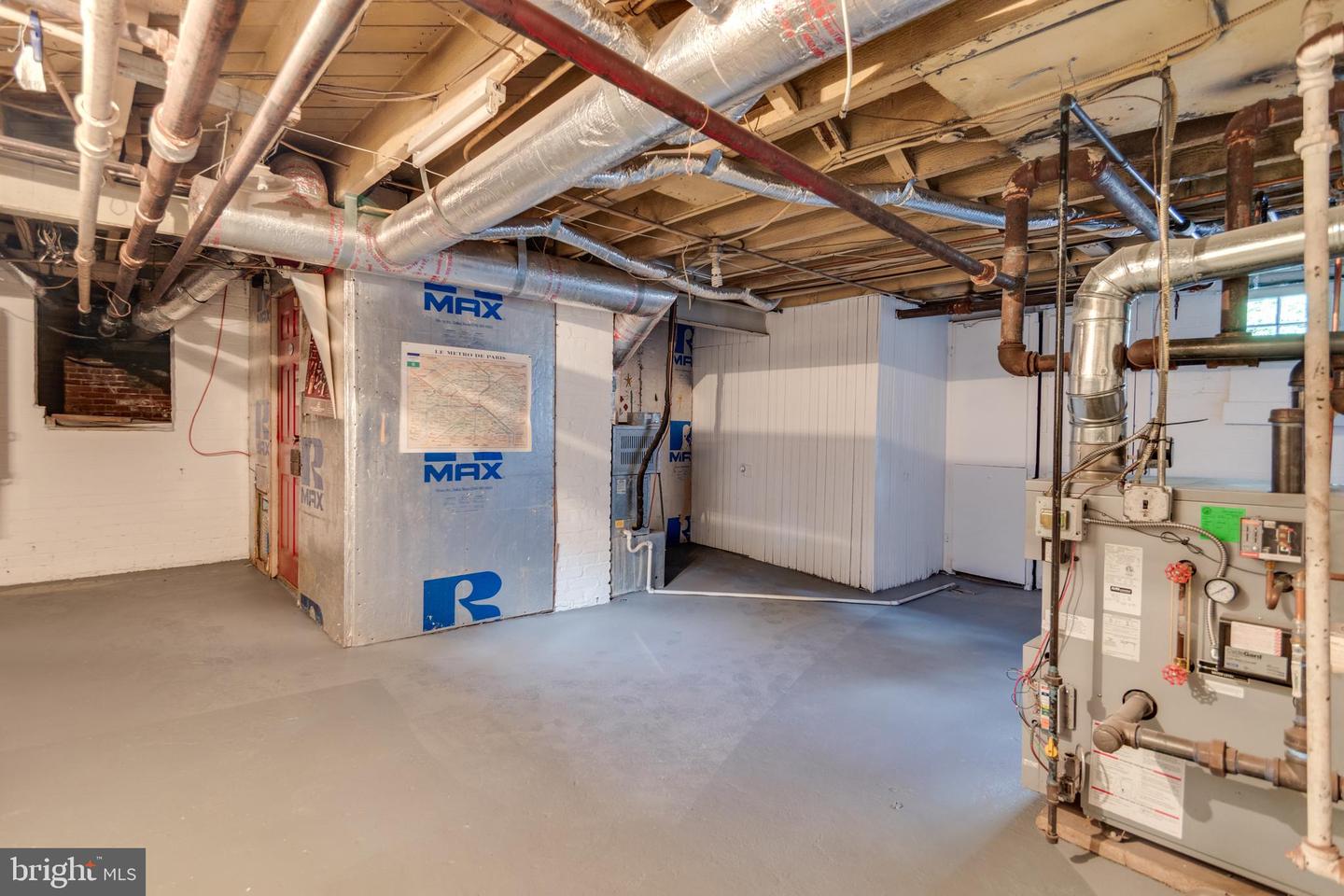 Alexandria, Virginia, 22301, United States, 4 Bedrooms Bedrooms, ,5 BathroomsBathrooms,Residential,For Sale,2000404