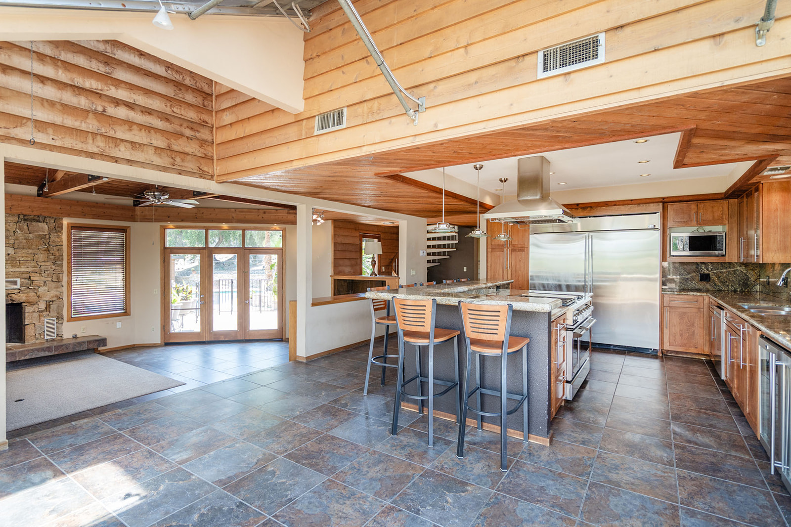 Hemet, California, 92544, United States, 6 Bedrooms Bedrooms, ,6 BathroomsBathrooms,Residential,For Sale,1849818