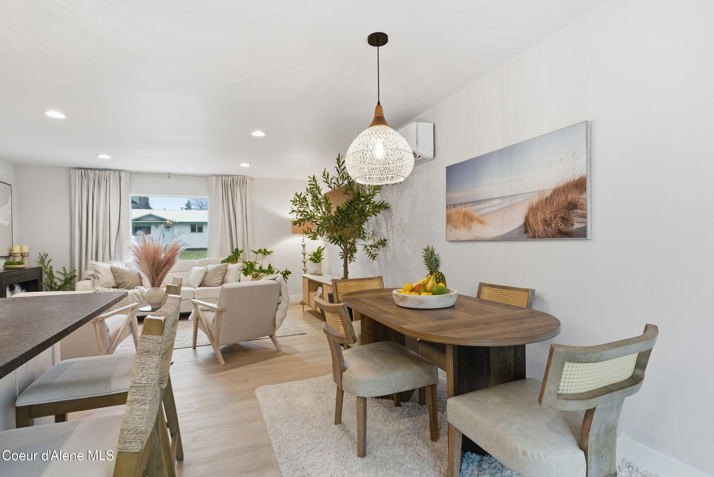 Coeur d'Alene, Idaho, 83814, United States, 2 Bedrooms Bedrooms, ,1 BathroomBathrooms,Residential,For Sale,2010997