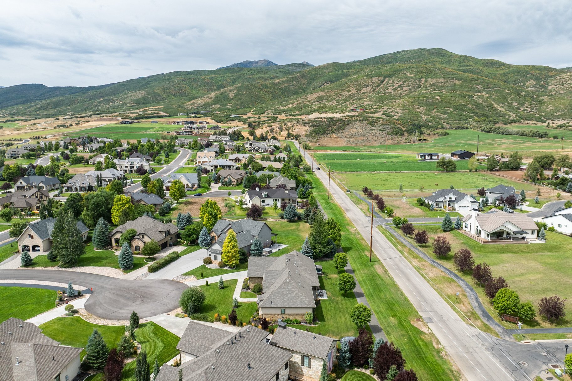  Luxury Midway Home: Cul-de-Sac with Mountain Views - 物件實景