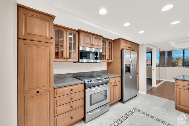 Salt Lake City, Utah, 84102, United States, 2 Bedrooms Bedrooms, ,2 BathroomsBathrooms,Residential,For Sale,1974232