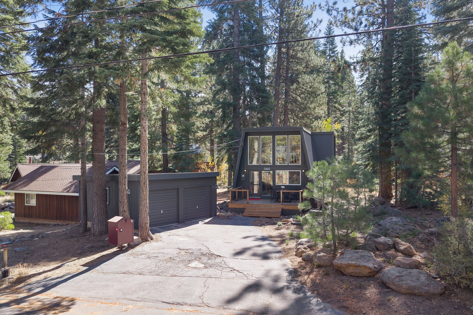  Modern Mountain Retreat Backing to Forest Service Land - 物件實景