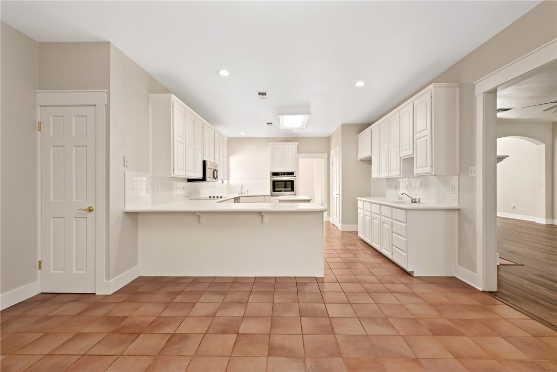 Franklin, Texas, 77856, United States, 4 Bedrooms Bedrooms, ,3 BathroomsBathrooms,Residential,For Sale,2005456