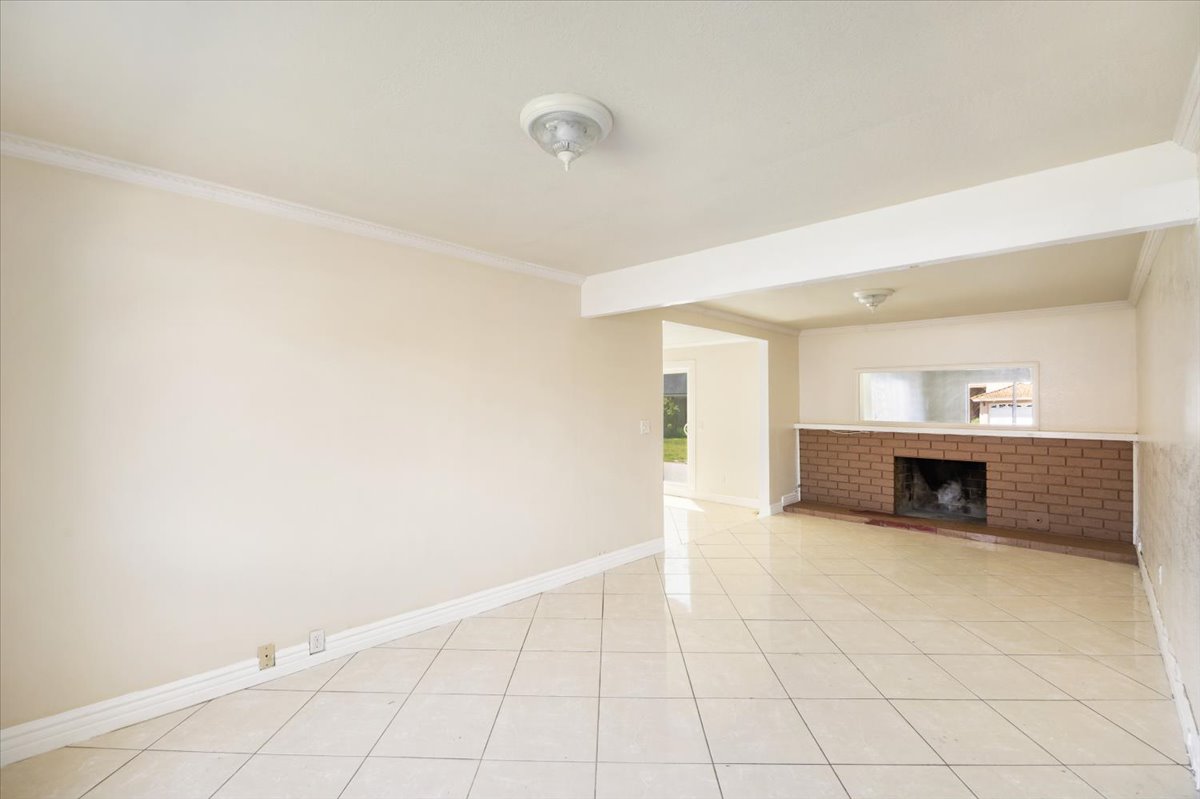 Chino, California, 91710, United States, 5 Bedrooms Bedrooms, ,3 BathroomsBathrooms,Residential,For Sale,1943036