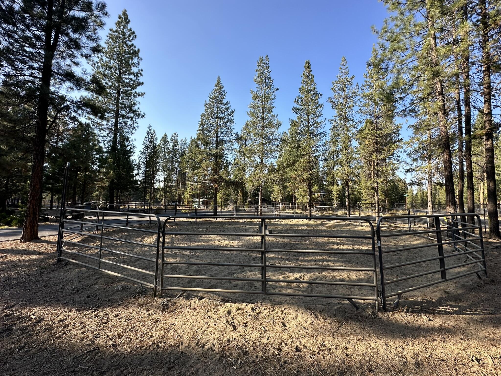 La Pine, Oregon, 97739, United States, 3 Bedrooms Bedrooms, ,2 BathroomsBathrooms,Residential,For Sale,2040090