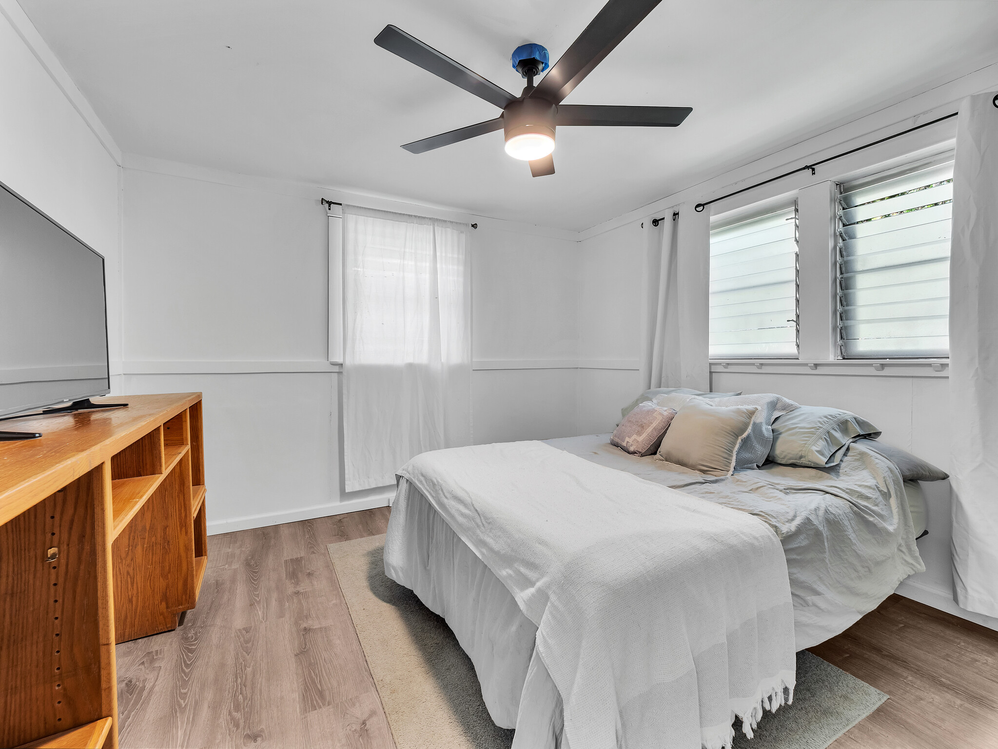 Hilo, Hawaii, 96720, United States, 3 Bedrooms Bedrooms, ,1 BathroomBathrooms,Residential,For Sale,1991302