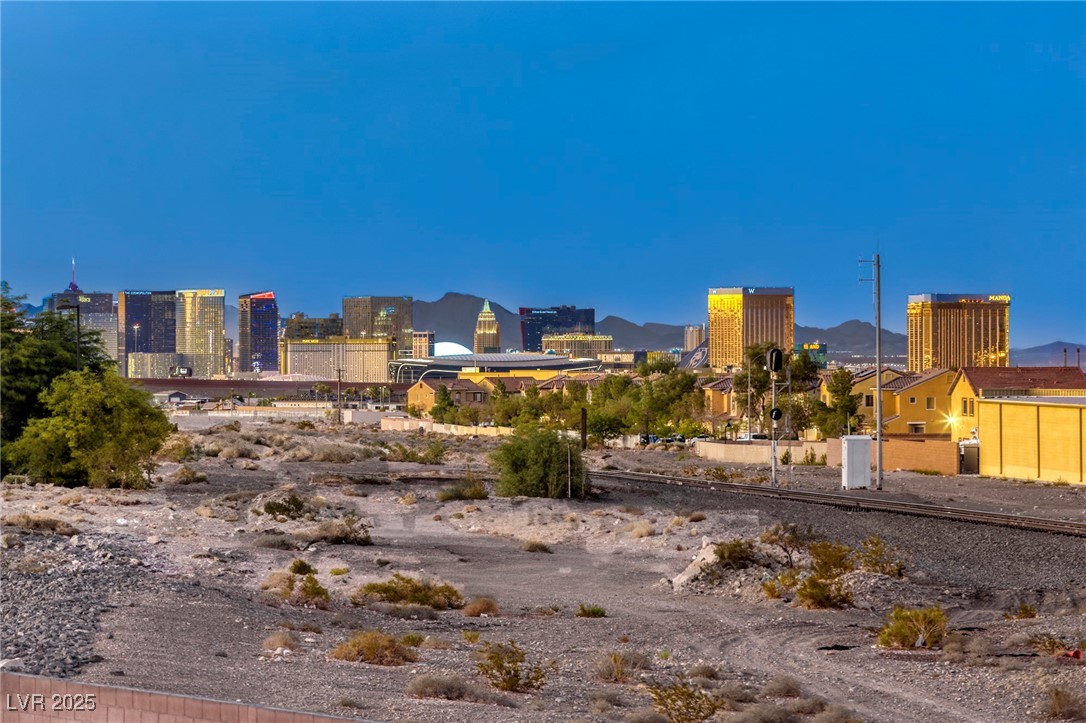 Las Vegas, Nevada, 89139, United States, 4 Bedrooms Bedrooms, ,3 BathroomsBathrooms,Residential,For Sale,1908480