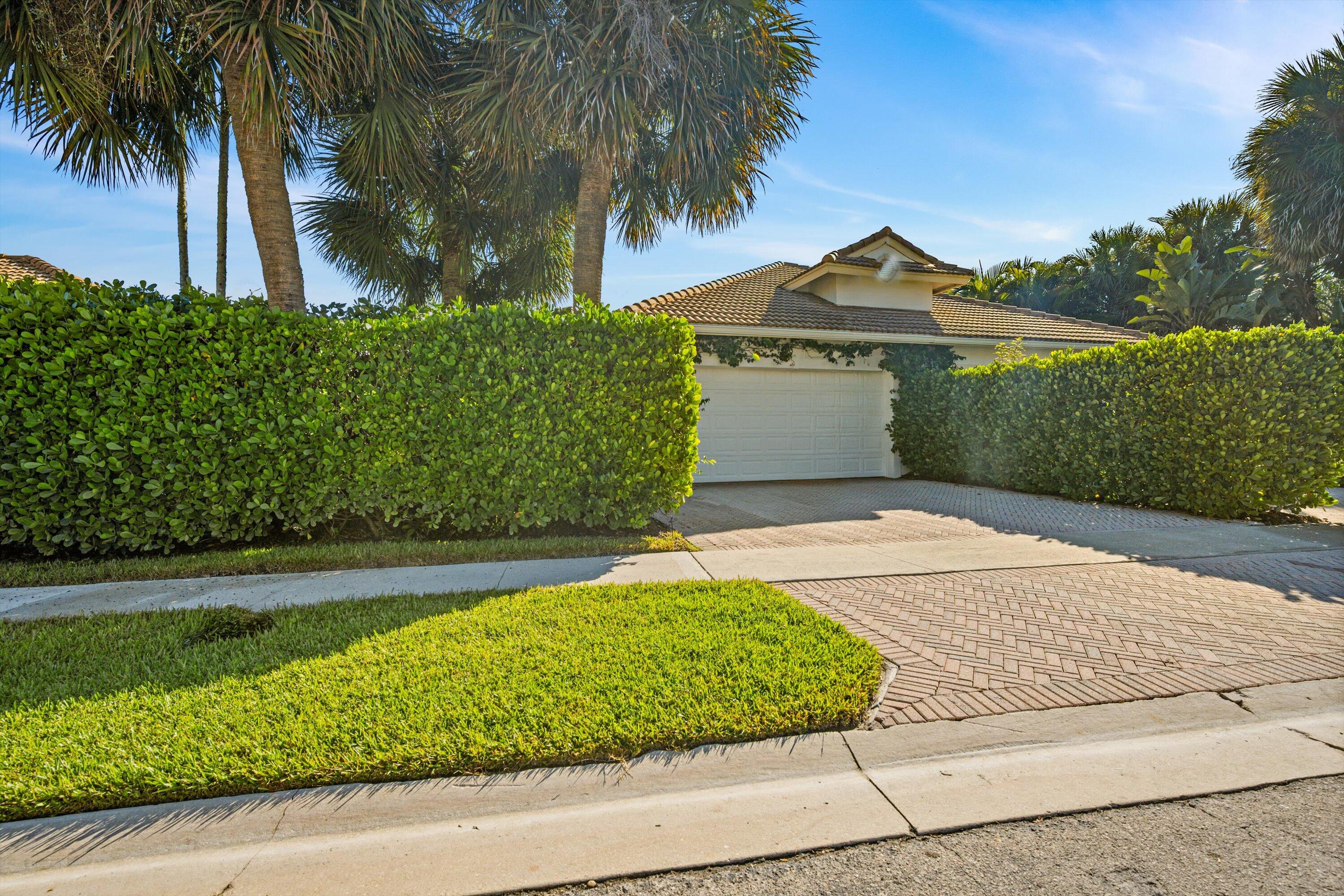 2940 Twin Oaks Way - 物件實景