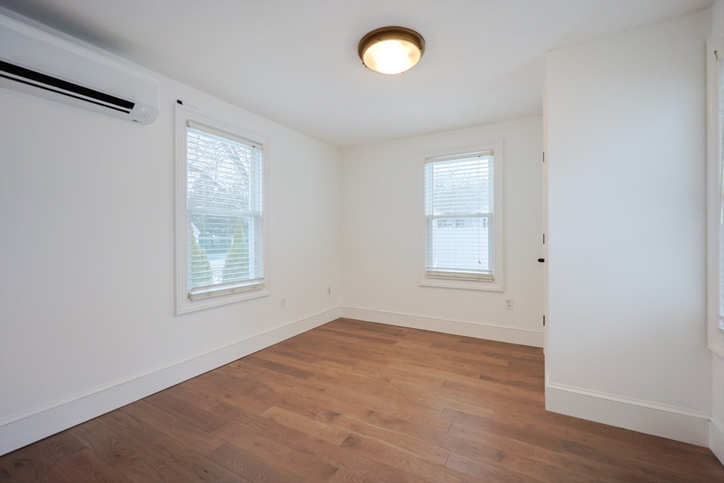 Melrose, Massachusetts, 02176, United States, 2 Bedrooms Bedrooms, ,1 BathroomBathrooms,Residential,For Sale,2012344