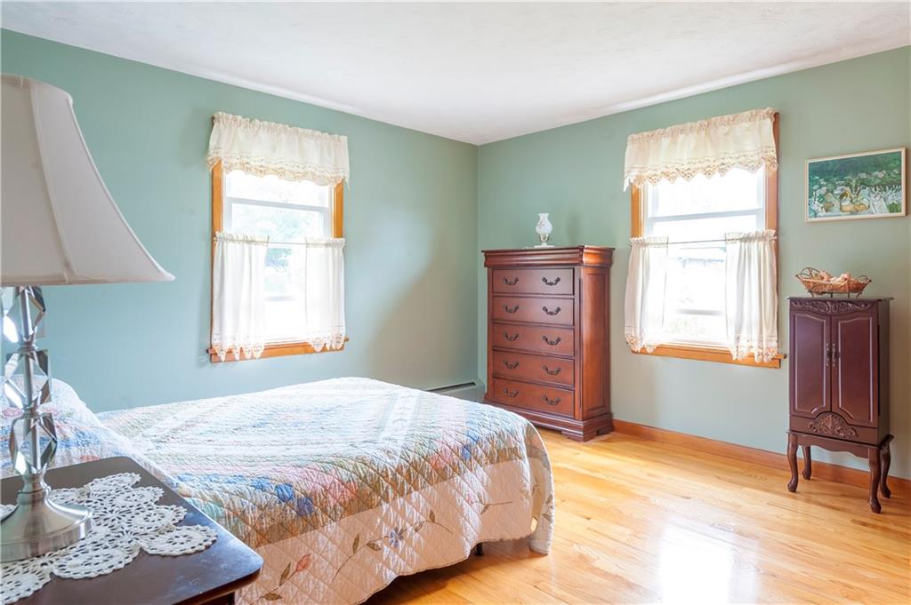 West Warwick, Rhode Island, 02893, United States, 6 Bedrooms Bedrooms, ,2 BathroomsBathrooms,Residential,For Sale,1973795