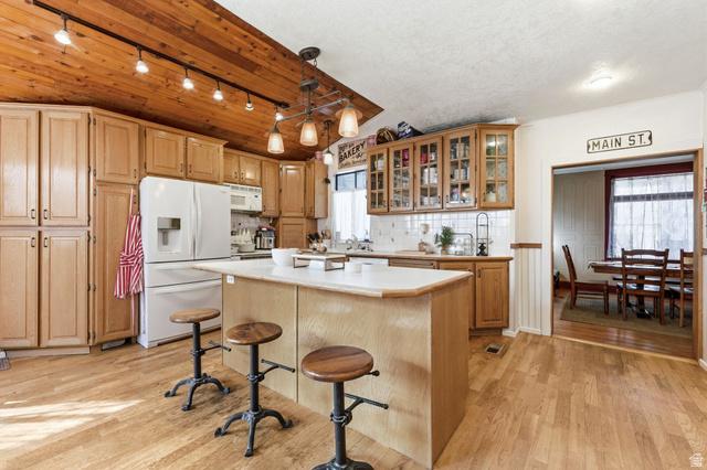 Centerville, Utah, 84014, United States, 4 Bedrooms Bedrooms, ,4 BathroomsBathrooms,Residential,For Sale,2027552
