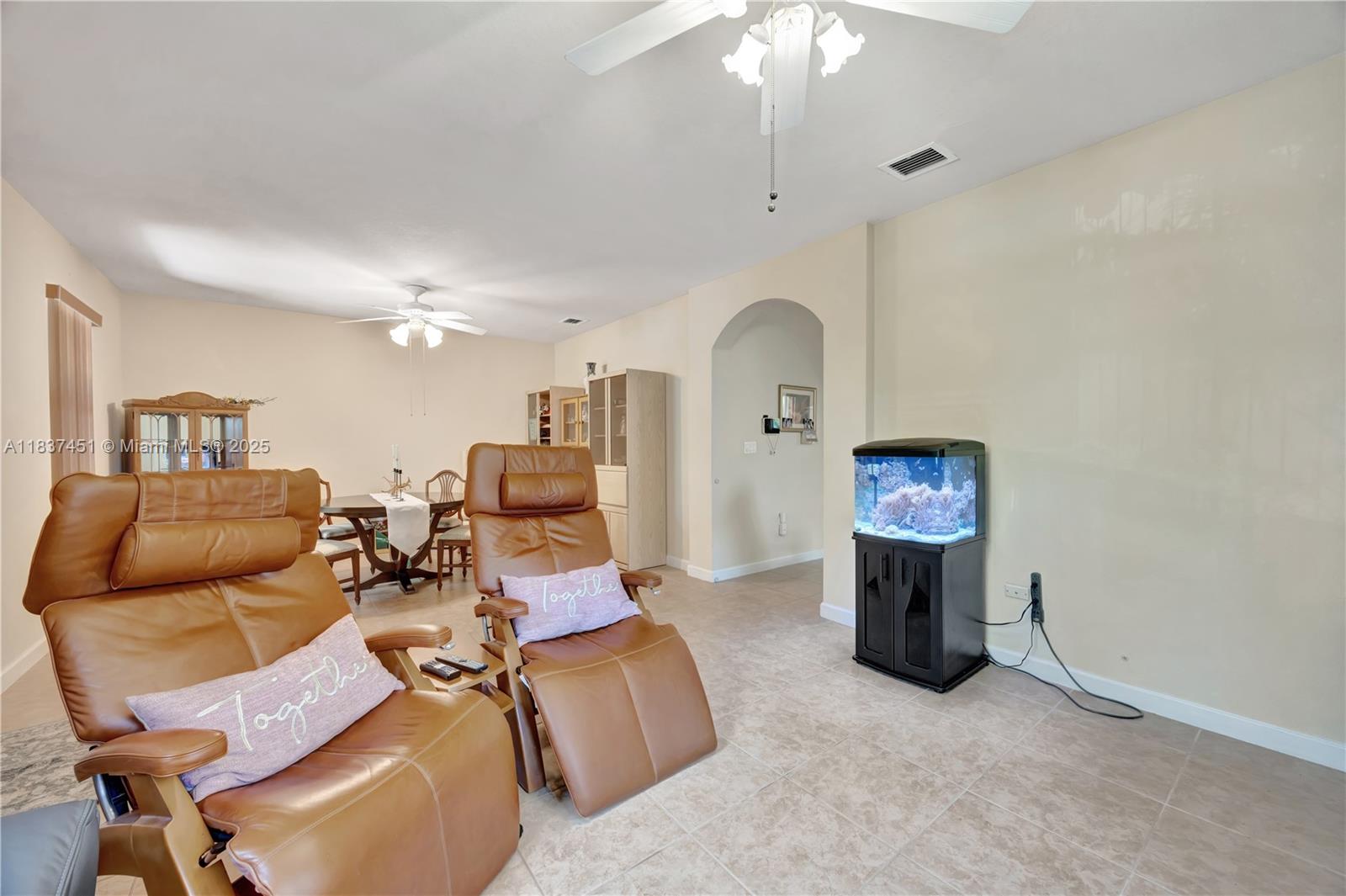 Homestead, Florida, 33033, United States, 3 Bedrooms Bedrooms, ,2 BathroomsBathrooms,Residential,For Sale,1891522