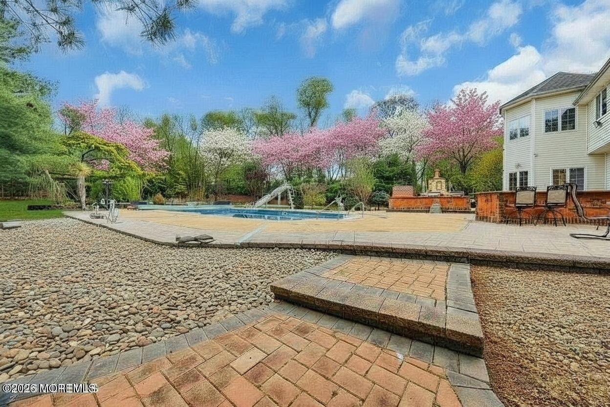 Manalapan, New Jersey, 07726, United States, 4 Bedrooms Bedrooms, ,5 BathroomsBathrooms,Residential,For Sale,2042369