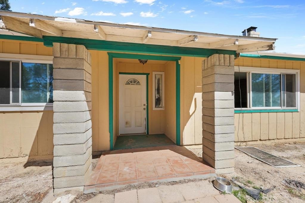 Boulevard, California, 91905, United States, 5 Bedrooms Bedrooms, ,4 BathroomsBathrooms,Residential,For Sale,1997024