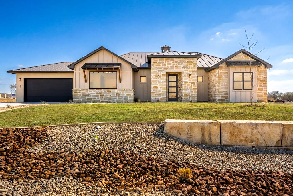 Kerrville, Texas, 78028, United States, 3 Bedrooms Bedrooms, ,3 BathroomsBathrooms,Residential,For Sale,2025103