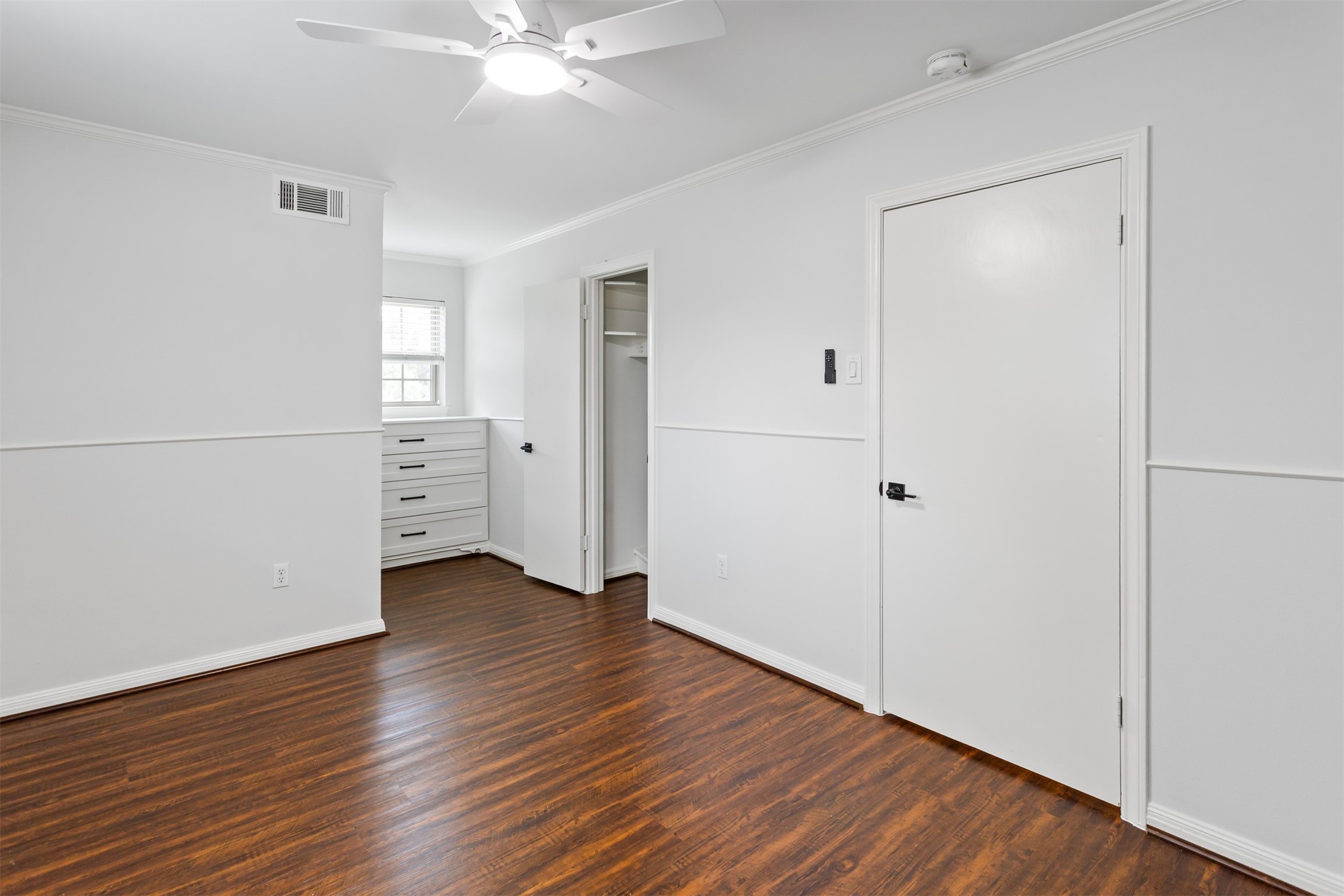 Houston, Texas, 77018, United States, 4 Bedrooms Bedrooms, ,3 BathroomsBathrooms,Residential,For Sale,1927156