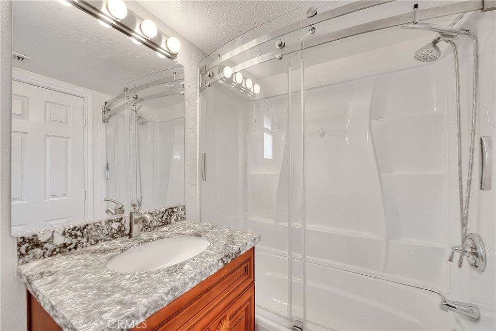 Ontario, California, 91764, United States, 4 Bedrooms Bedrooms, ,3 BathroomsBathrooms,Residential,For Sale,1992341