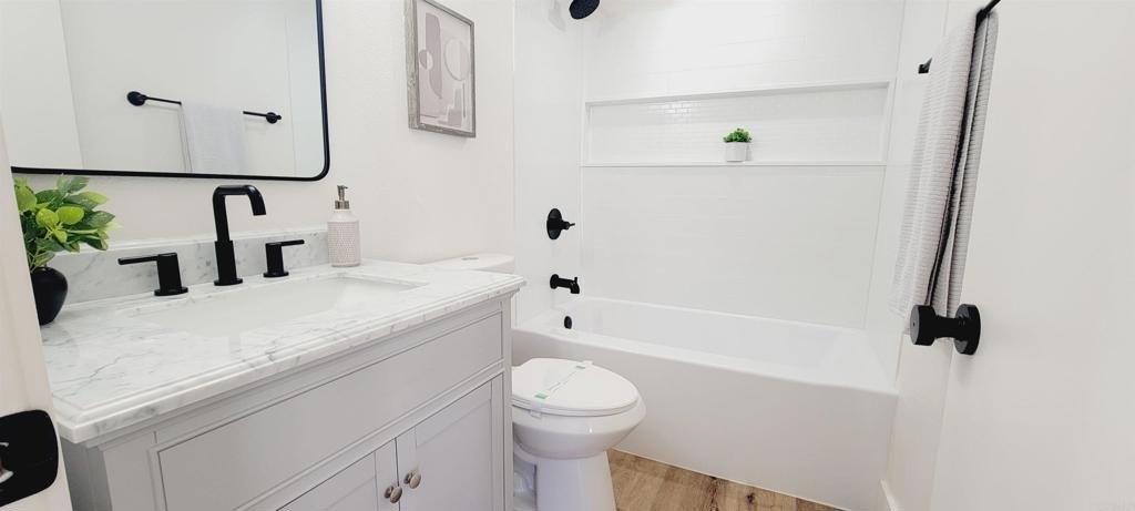 Chula Vista, California, 91913, United States, 2 Bedrooms Bedrooms, ,2 BathroomsBathrooms,Residential,For Sale,1896490