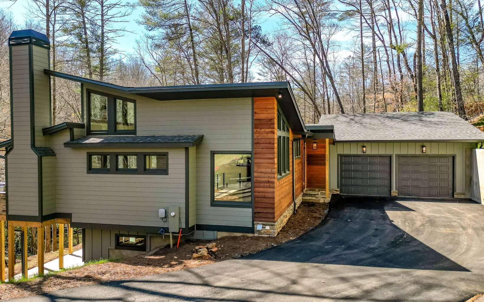 272 Creekside Landing, Ellijay, Georgia, 30540, United States, 3 Bedrooms Bedrooms, ,3 BathroomsBathrooms,Residential,For Sale,272 Creekside Landing,1231806