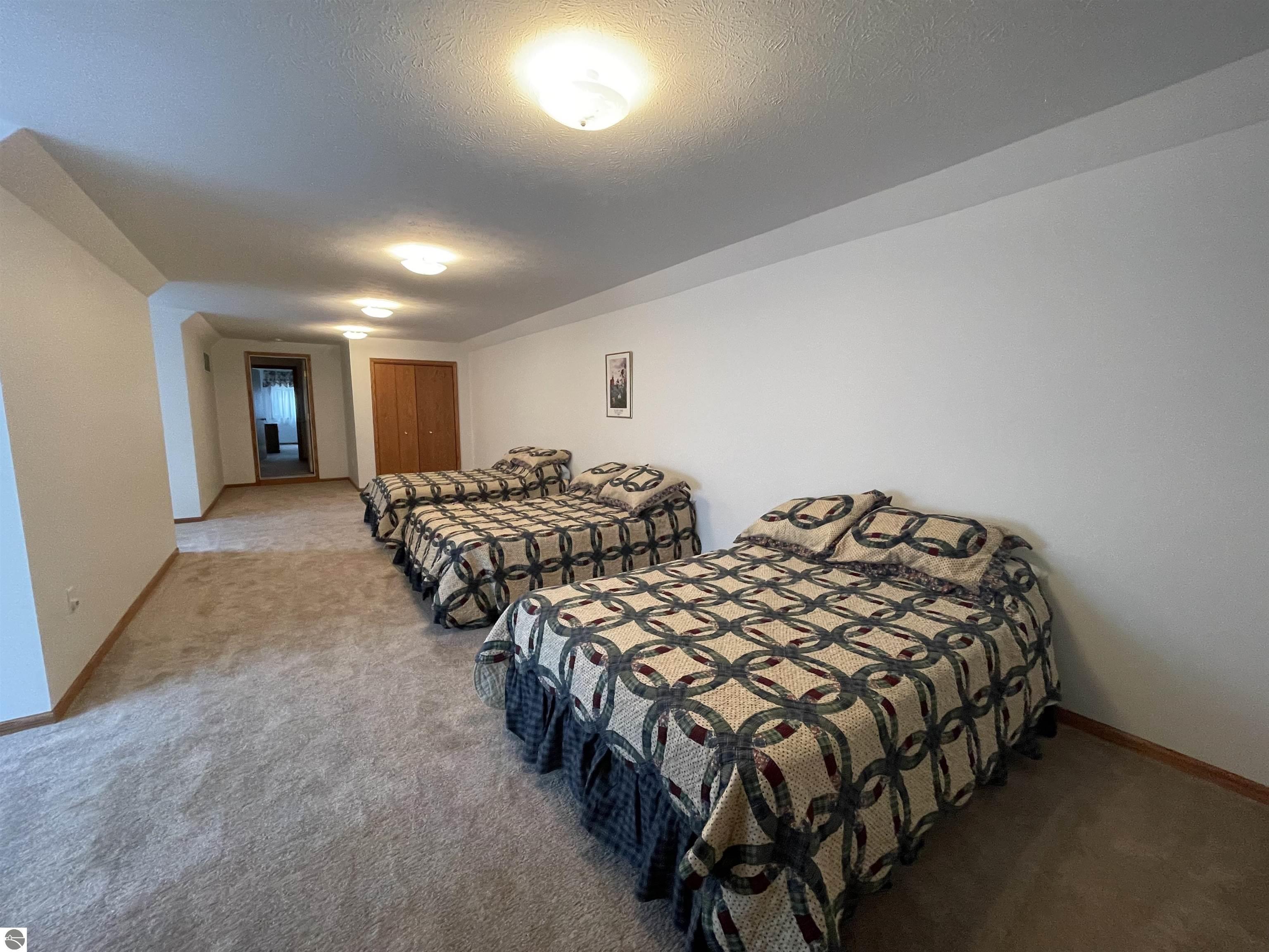 Harrison, Michigan, 48625, United States, 5 Bedrooms Bedrooms, ,4 BathroomsBathrooms,Residential,For Sale,1916275