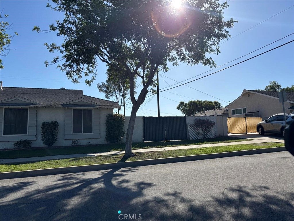 La Mirada, California, 90638, United States, 3 Bedrooms Bedrooms, ,2 BathroomsBathrooms,Residential,For Sale,1979933