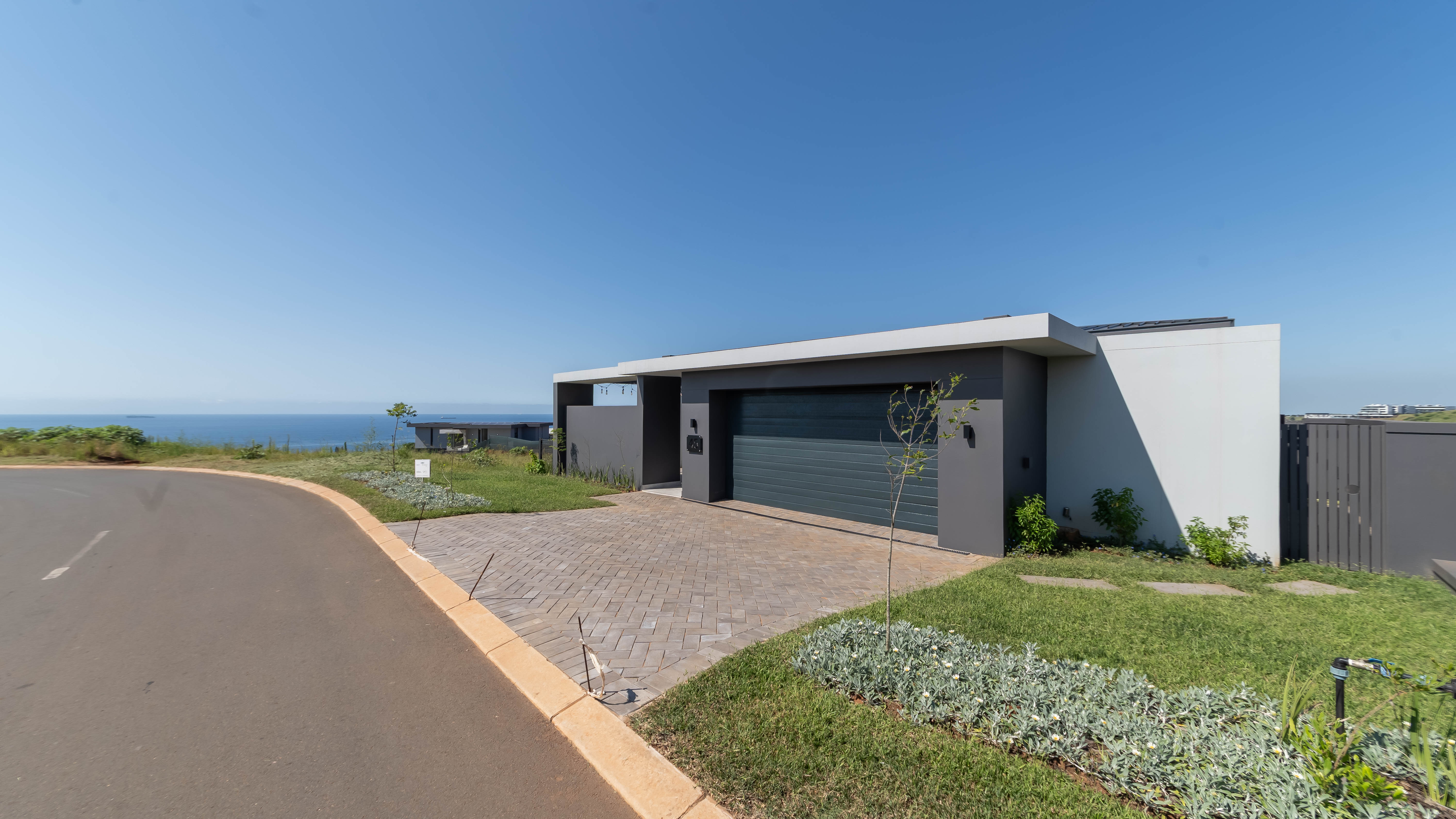  Luxury Single-Level Residence with Panoramic Sea Views in Salta Estate - 物件實景