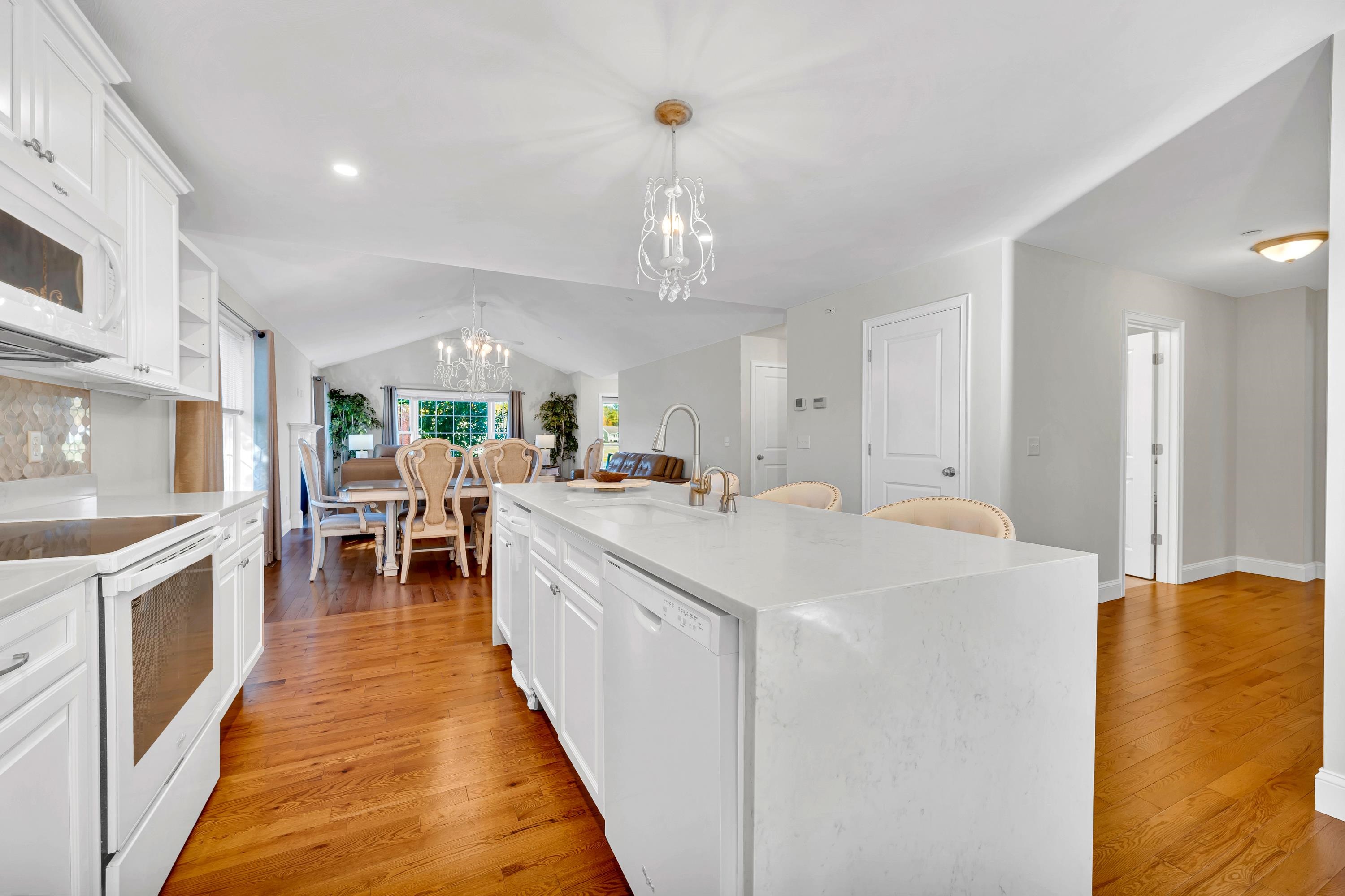 Brentwood, New Hampshire, 03833, United States, 2 Bedrooms Bedrooms, ,2 BathroomsBathrooms,Residential,For Sale,1976209