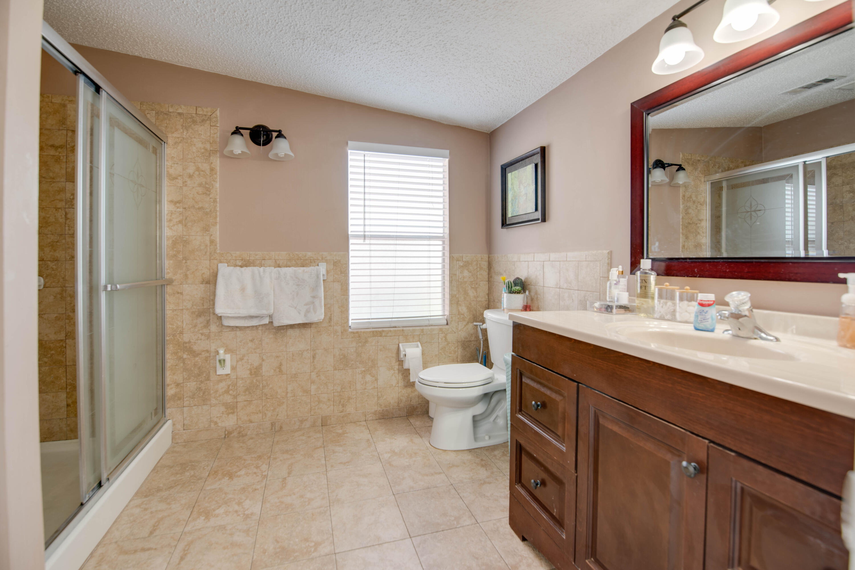 Stock Island, Florida, 33040, United States, 4 Bedrooms Bedrooms, ,3 BathroomsBathrooms,Residential,For Sale,1849012