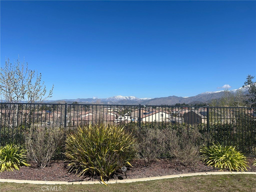 Calimesa, California, 92320, United States, 5 Bedrooms Bedrooms, ,3 BathroomsBathrooms,Residential,For Sale,2005696