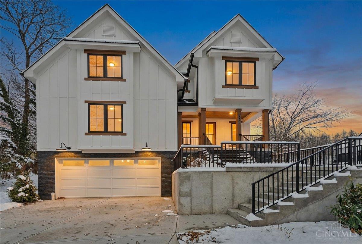 Blue Ash, Ohio, 45241, United States, 4 Bedrooms Bedrooms, ,4 BathroomsBathrooms,Residential,For Sale,2001661