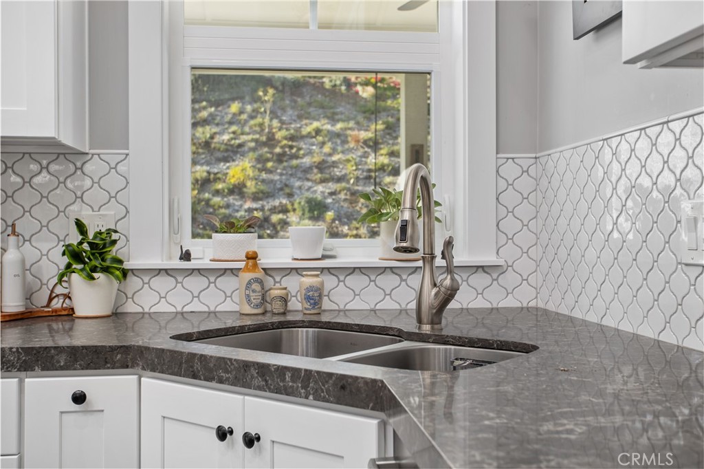 Temecula, California, 92590, United States, 4 Bedrooms Bedrooms, ,3 BathroomsBathrooms,Residential,For Sale,2013760