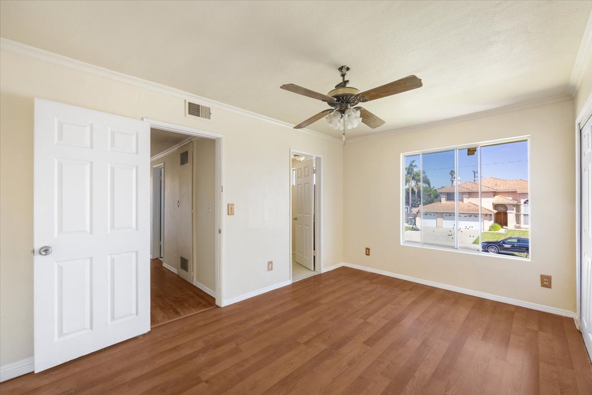 Chino, California, 91710, United States, 5 Bedrooms Bedrooms, ,3 BathroomsBathrooms,Residential,For Sale,1943036