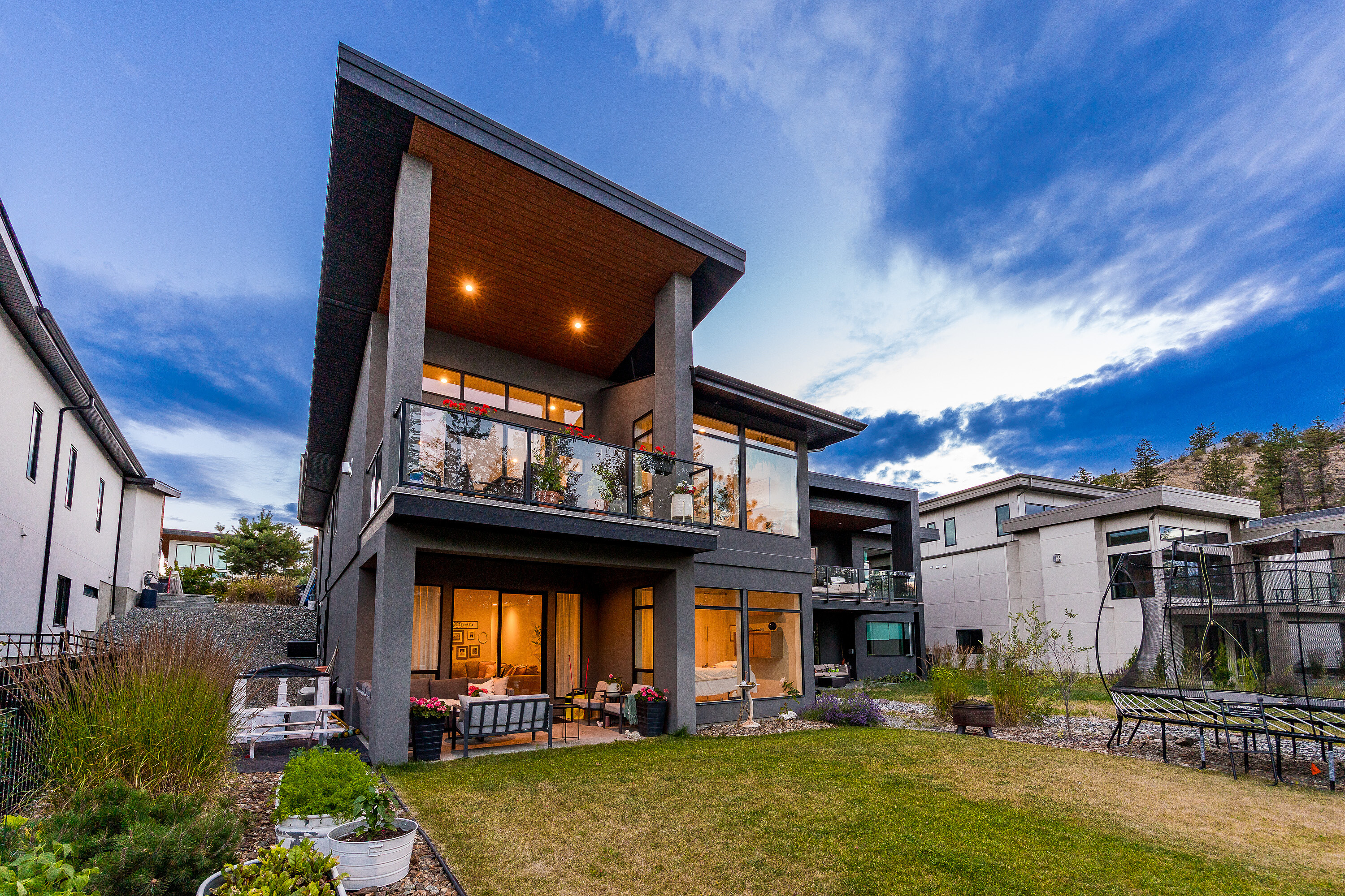 Walkout Rancher in Lakestone - 物件實景