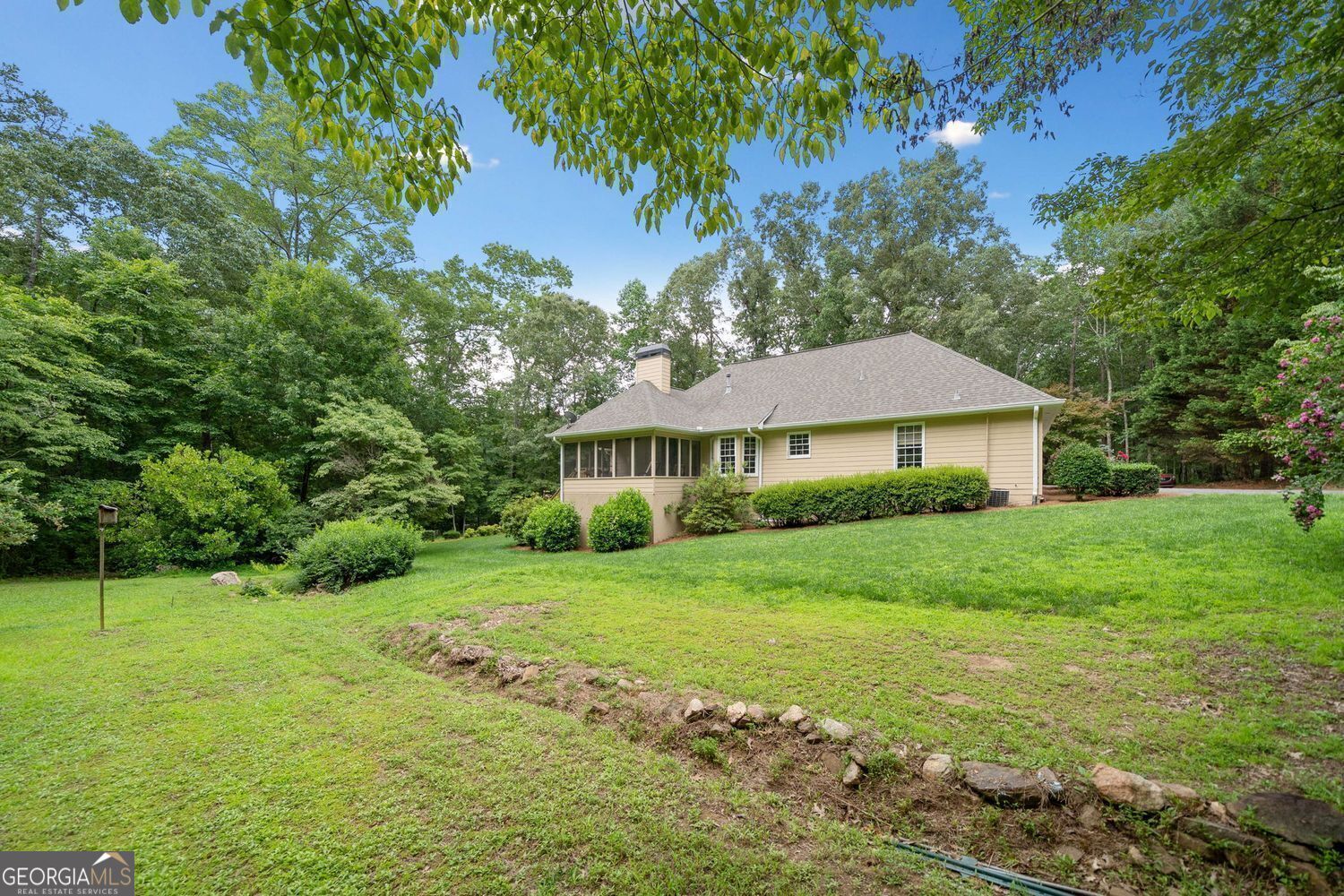 Canton, Georgia, 30114, United States, 4 Bedrooms Bedrooms, ,4 BathroomsBathrooms,Residential,For Sale,1860332