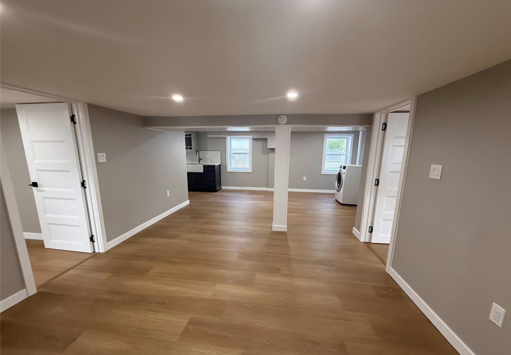 Little Ferry, New Jersey, 07643, United States, 5 Bedrooms Bedrooms, ,2 BathroomsBathrooms,Residential,For Sale,1983964