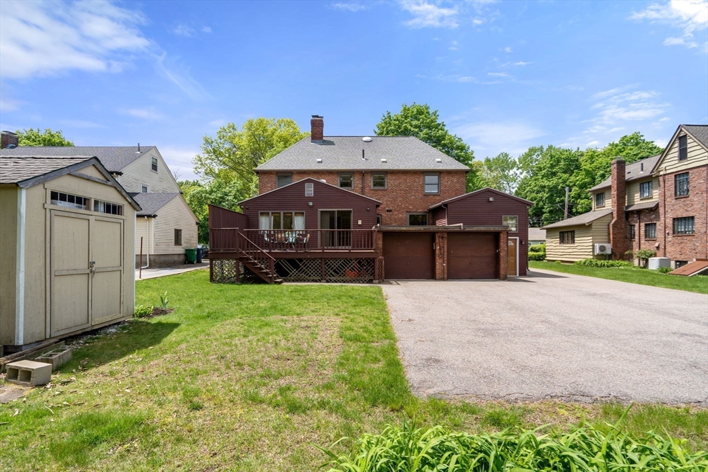 Newton, Massachusetts, 02468, United States, 4 Bedrooms Bedrooms, ,4 BathroomsBathrooms,Residential,For Sale,1942109