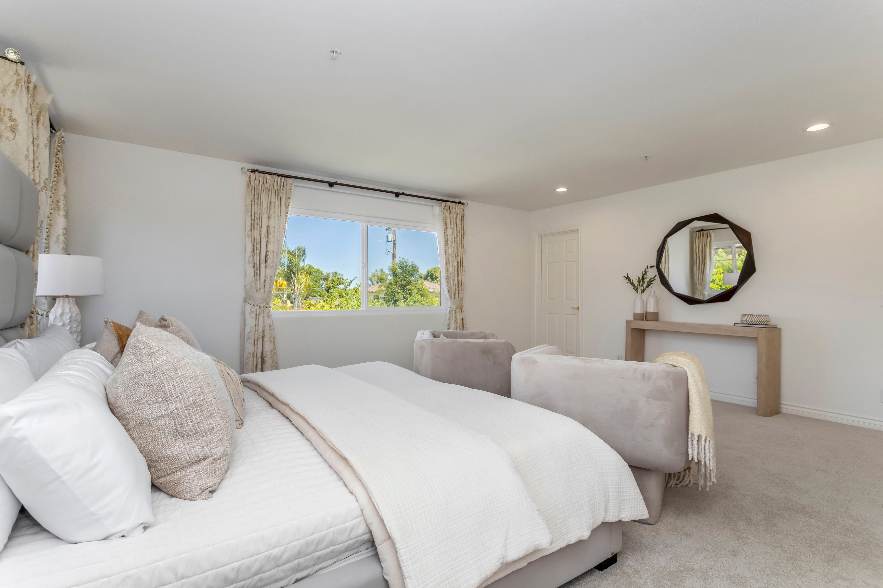  Elegantly Updated and Move-In Ready - 物件實景