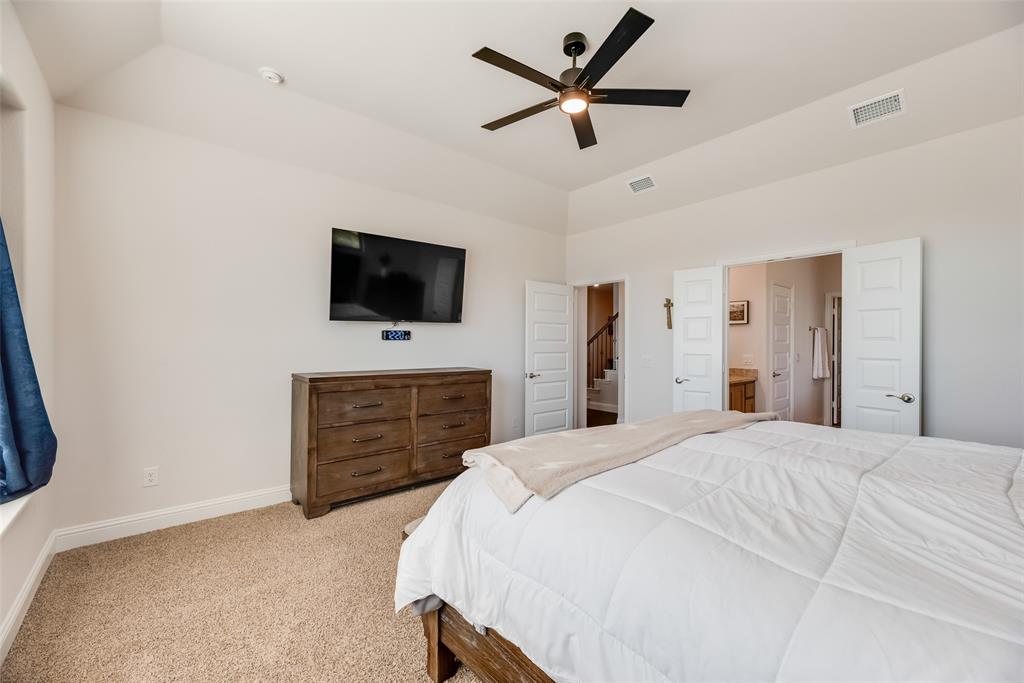 Pilot Point, Texas, 76258, United States, 5 Bedrooms Bedrooms, ,3 BathroomsBathrooms,Residential,For Sale,2019637