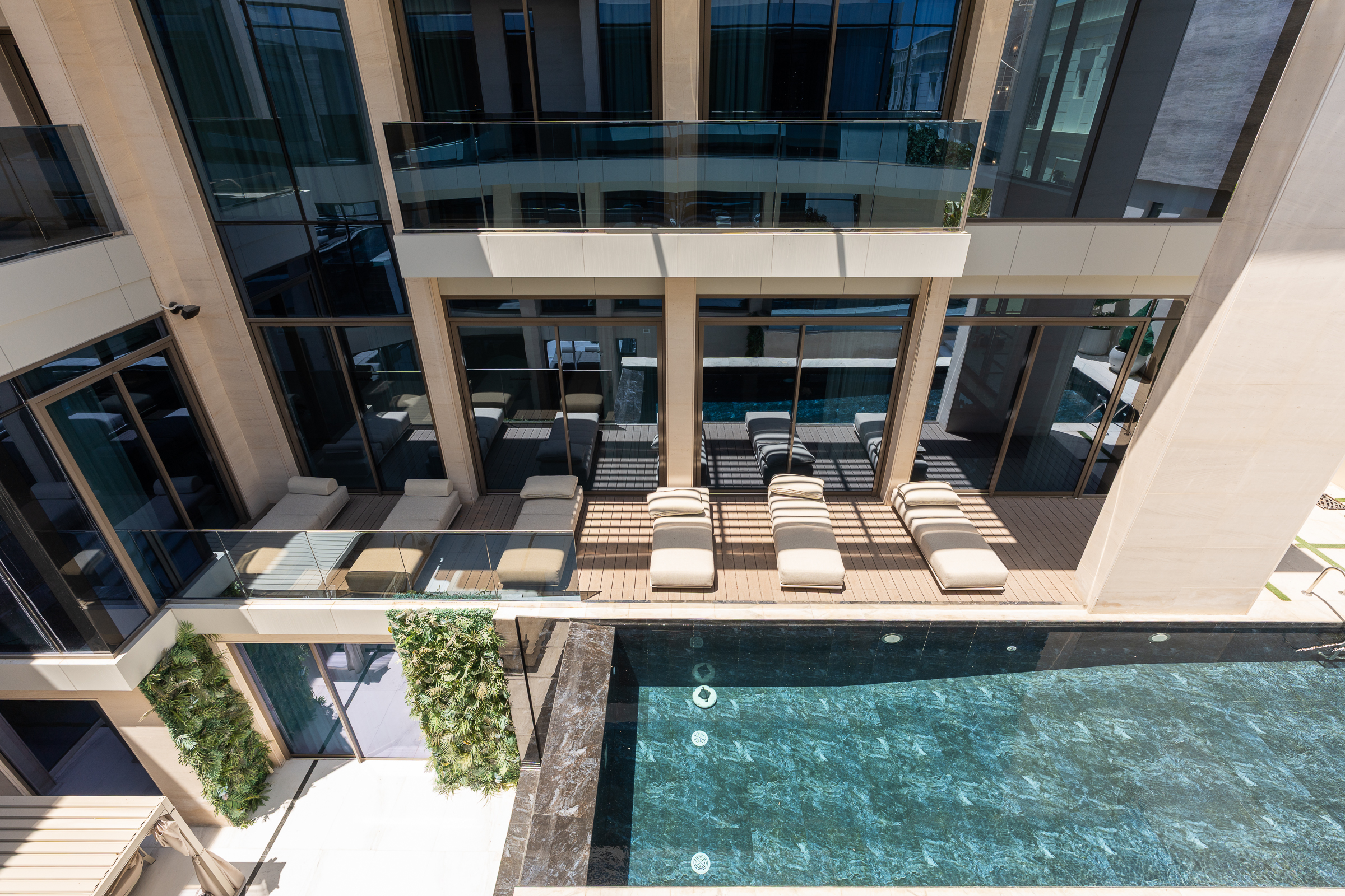  Breathtaking Custom-Built Mansion in Jumeirah - 物件實景