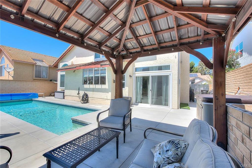 Corona, California, 92882, United States, 4 Bedrooms Bedrooms, ,3 BathroomsBathrooms,Residential,For Sale,1906086