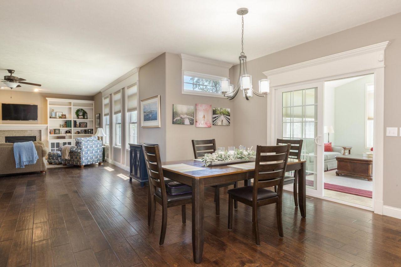 Bloomington, Illinois, 61705, United States, 5 Bedrooms Bedrooms, ,5 BathroomsBathrooms,Residential,For Sale,1817687