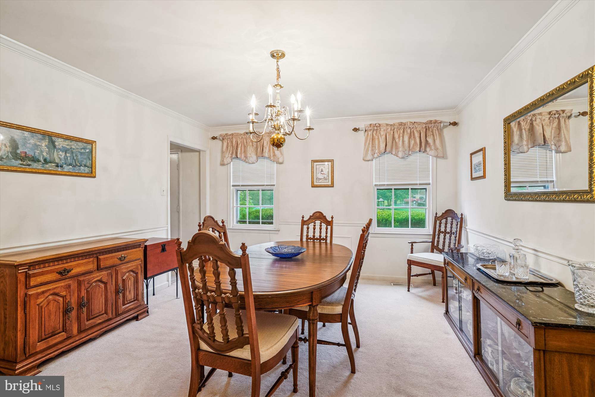 Burke, Virginia, 22015, United States, 5 Bedrooms Bedrooms, ,4 BathroomsBathrooms,Residential,For Sale,1905791