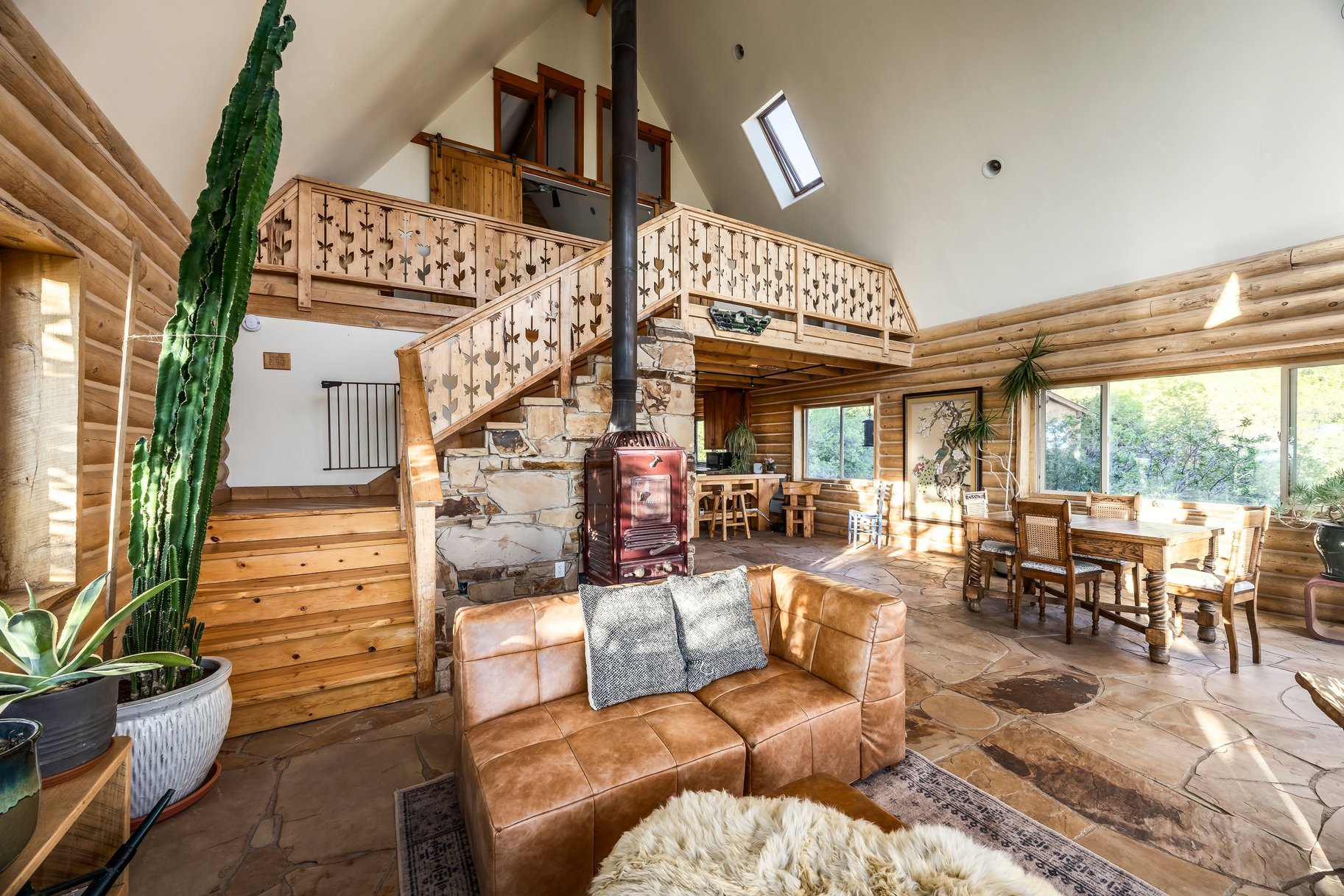  Coming soon Handcrafted Mountain Property on 5 Acres with Views - 物件實景